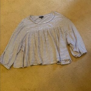 women’s j crew cropped long sleeve swing t shirt